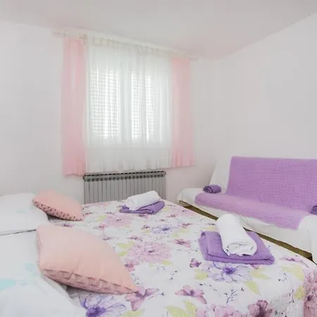 With Parking Space Brodarica, - 22625 Šibenik