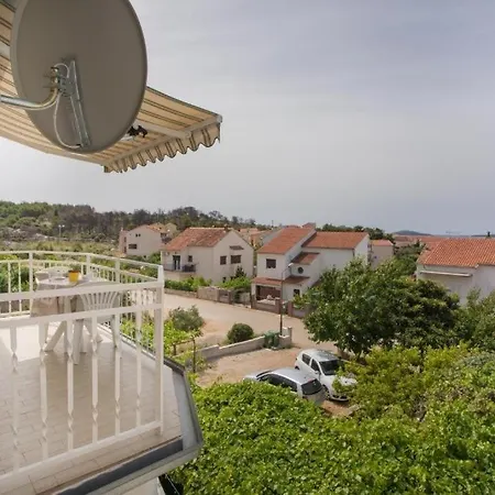 Appartamento With Parking Space Brodarica, - 22625