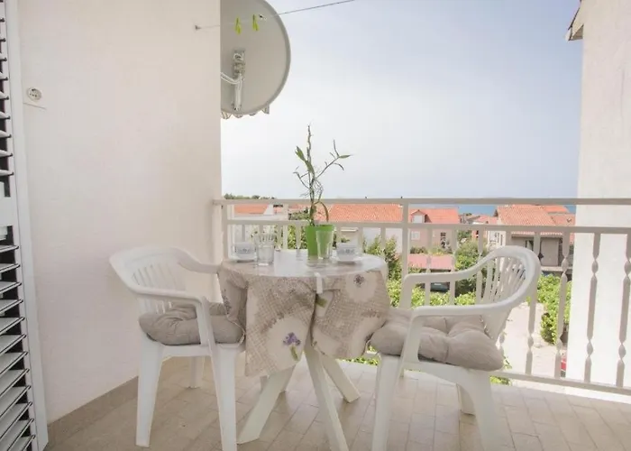 With Parking Space Brodarica, - 22625 Lejlighed *