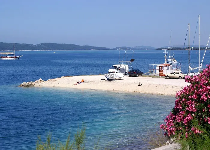 With Parking Space Brodarica, - 22625 Šibenik